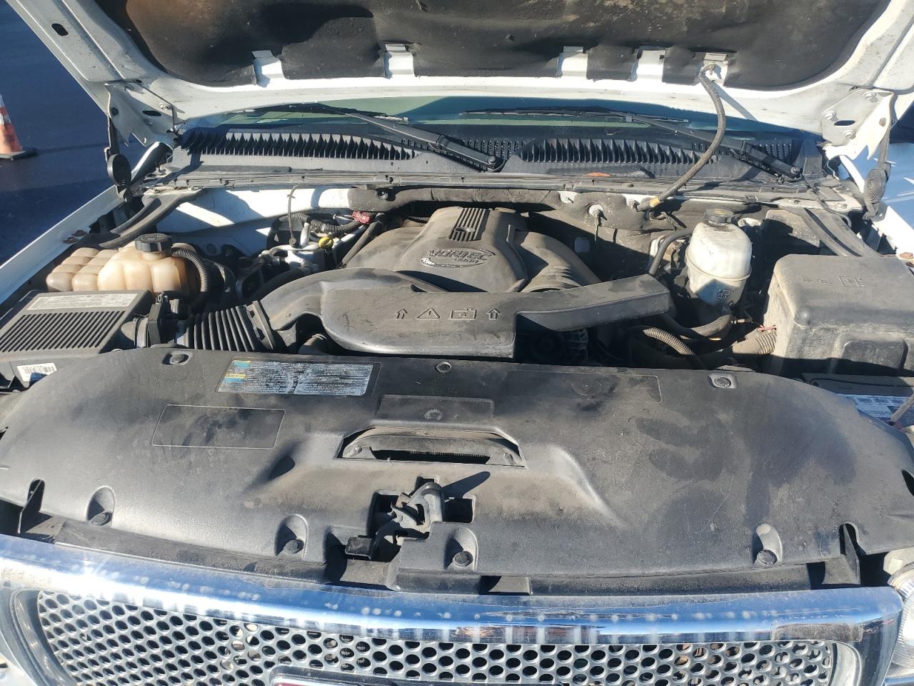 2006 GMC Yukon Denali VIN: 1GKEK63UX6J142901 Lot: 93558505