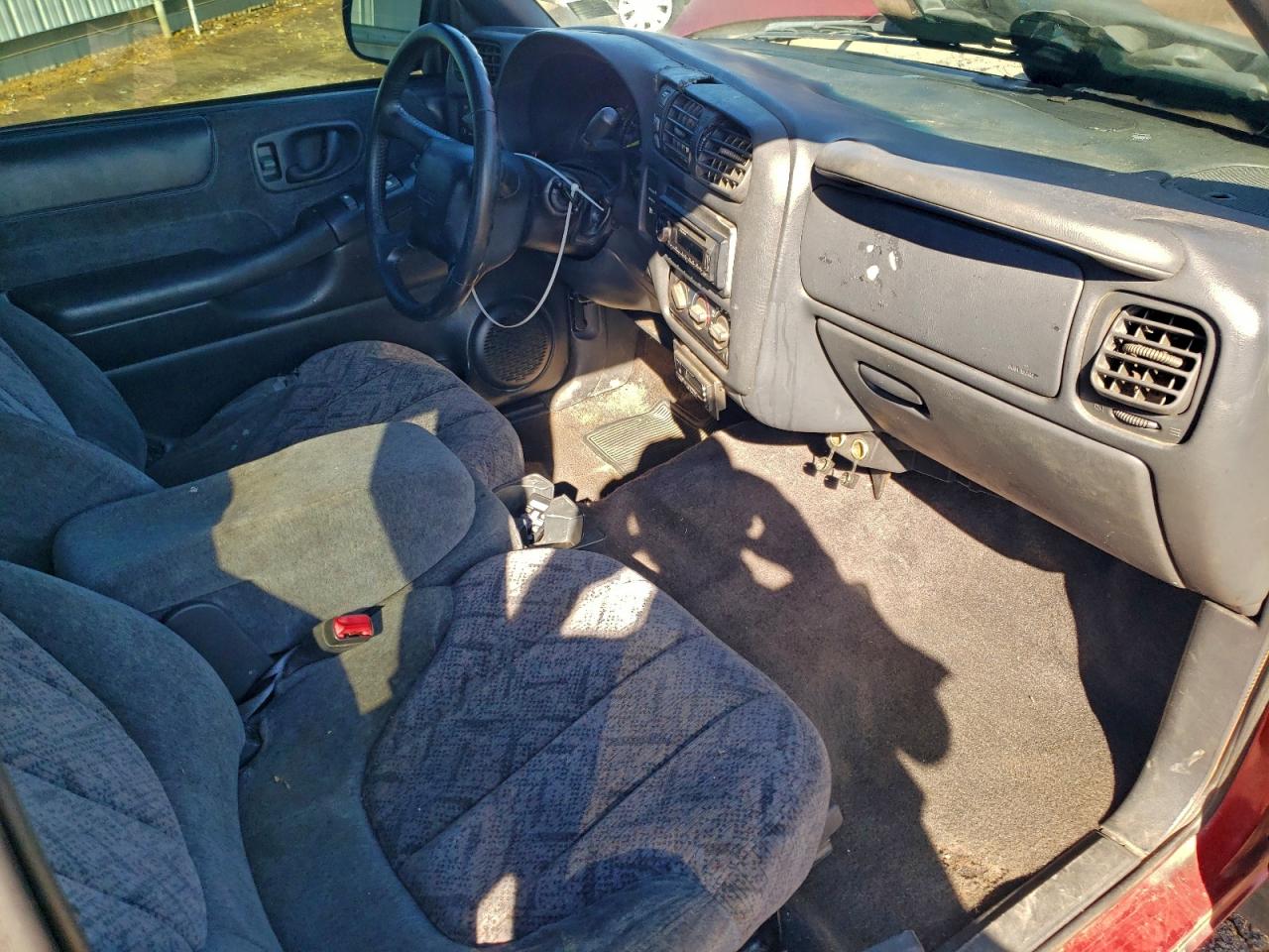 1999 GMC Sonoma VIN: 1GTCT19XXX8506800 Lot: 94467425