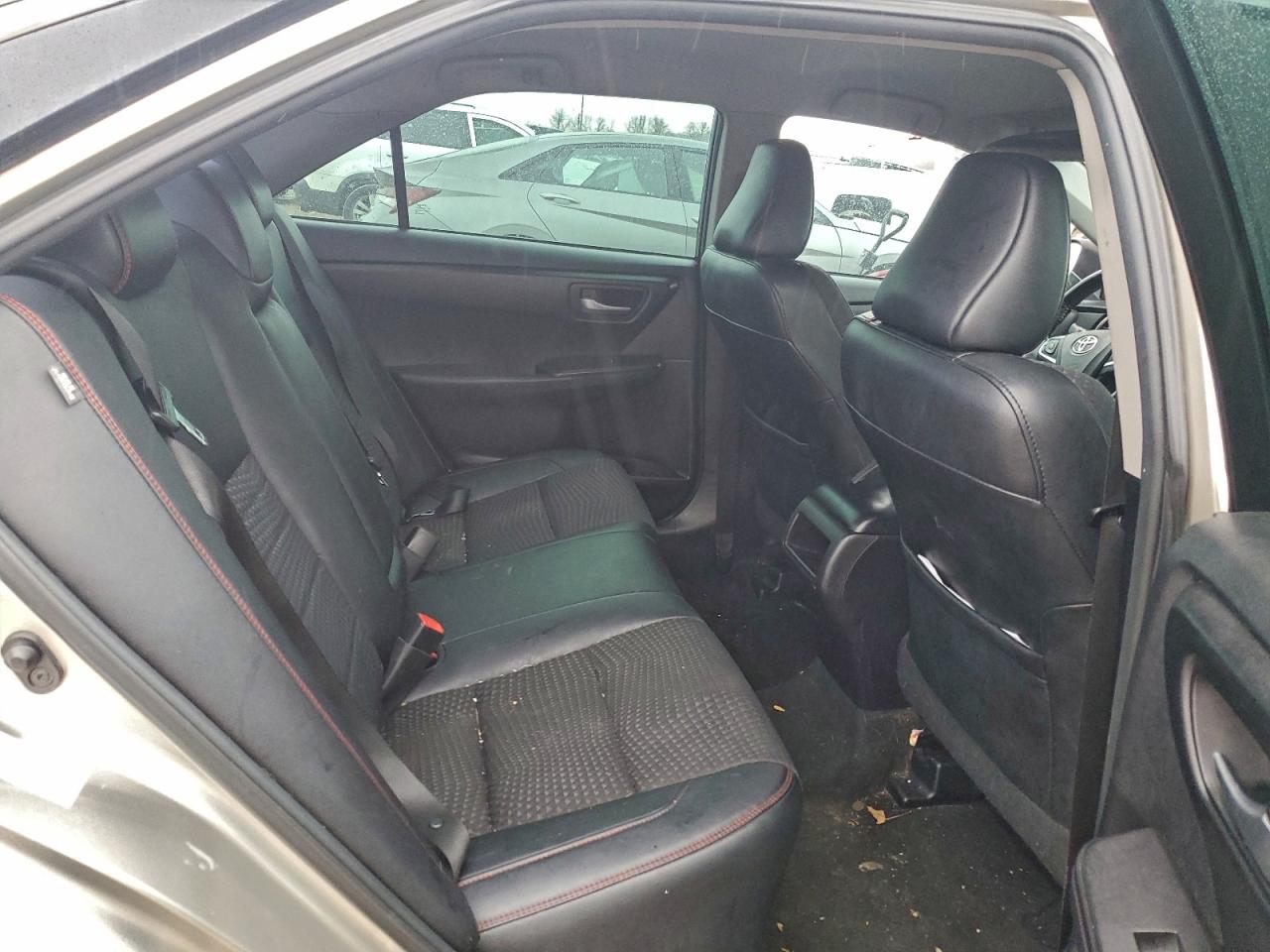 2015 Toyota Camry Le VIN: 4T1BF1FK5FU955623 Lot: 94242855