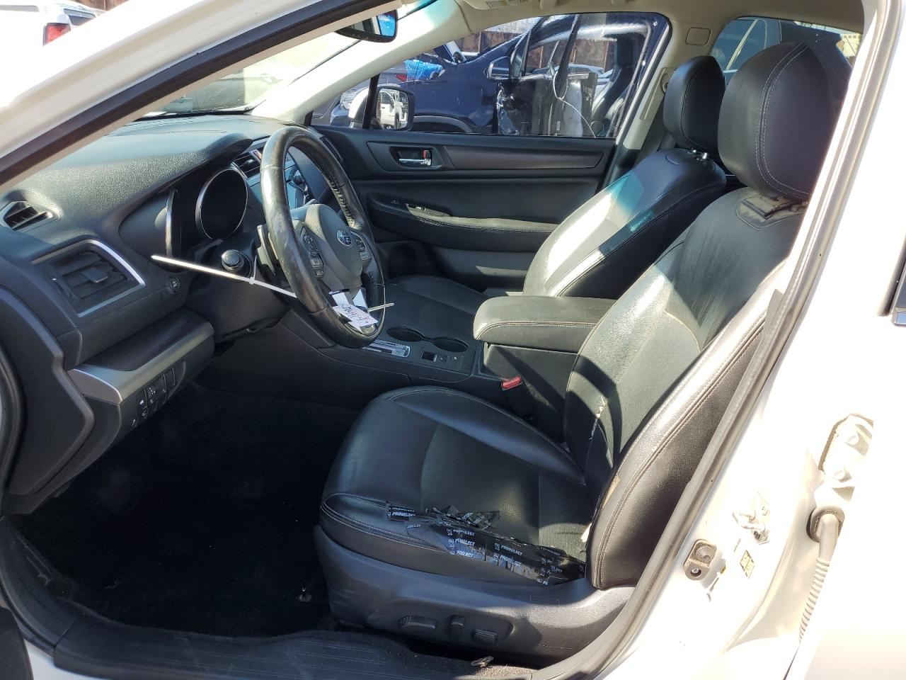 2015 Subaru Legacy 2.5I Limited VIN: 4S3BNAJ61F3028156 Lot: 93652185