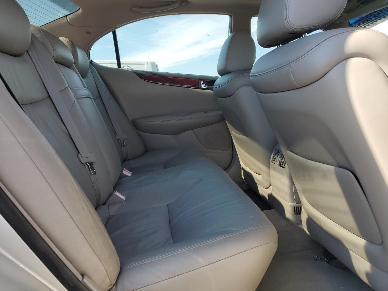 2004 Lexus Es 330 VIN: JTHBA30G040013095 Lot: 91583865