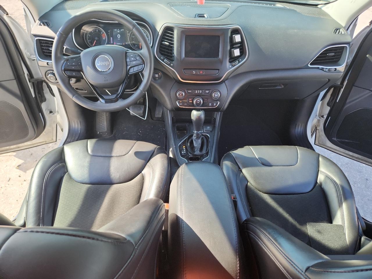 2020 Jeep Cherokee Latitude Plus VIN: 1C4PJLLB2LD592444 Lot: 92872465