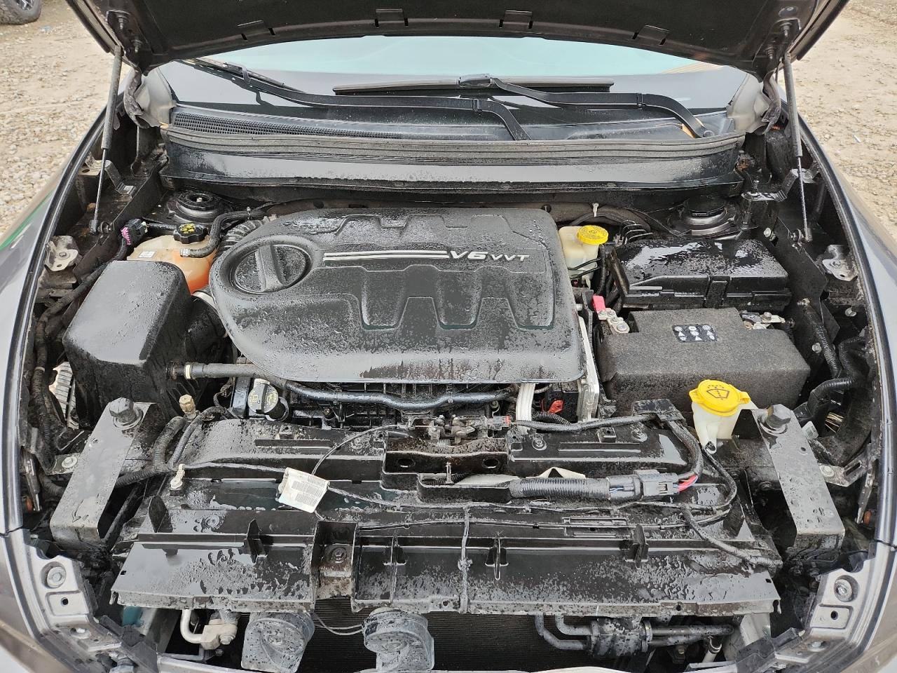 2016 Jeep Cherokee Latitude VIN: 1C4PJMCS9GW219000 Lot: 93325875