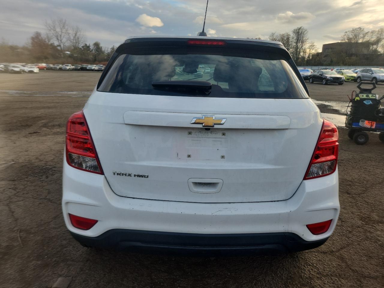 2018 Chevrolet Trax Ls VIN: KL7CJNSB7JB722347 Lot: 94643335