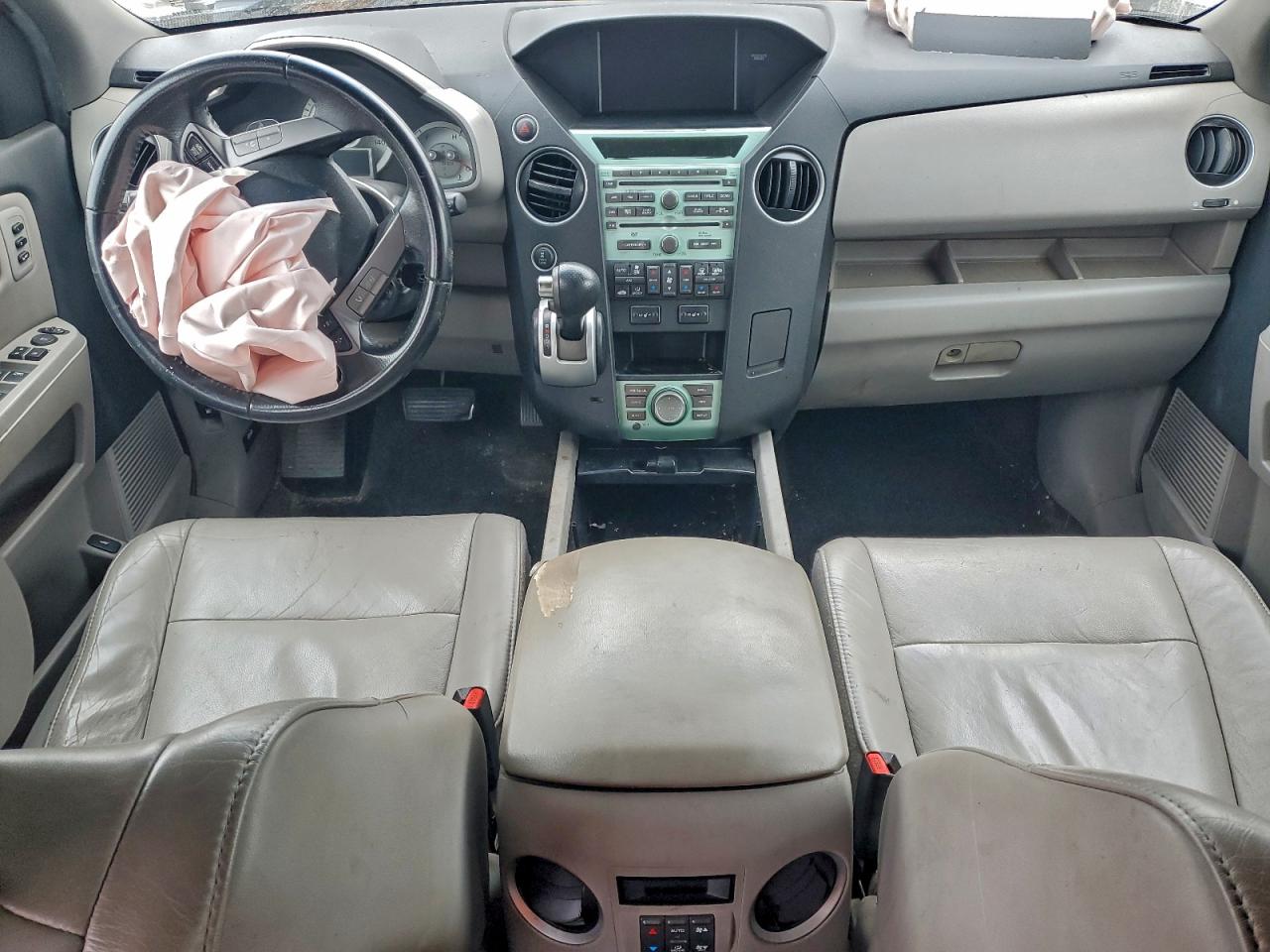 2011 Honda Pilot Touring VIN: 5FNYF4H93BB090065 Lot: 94299725