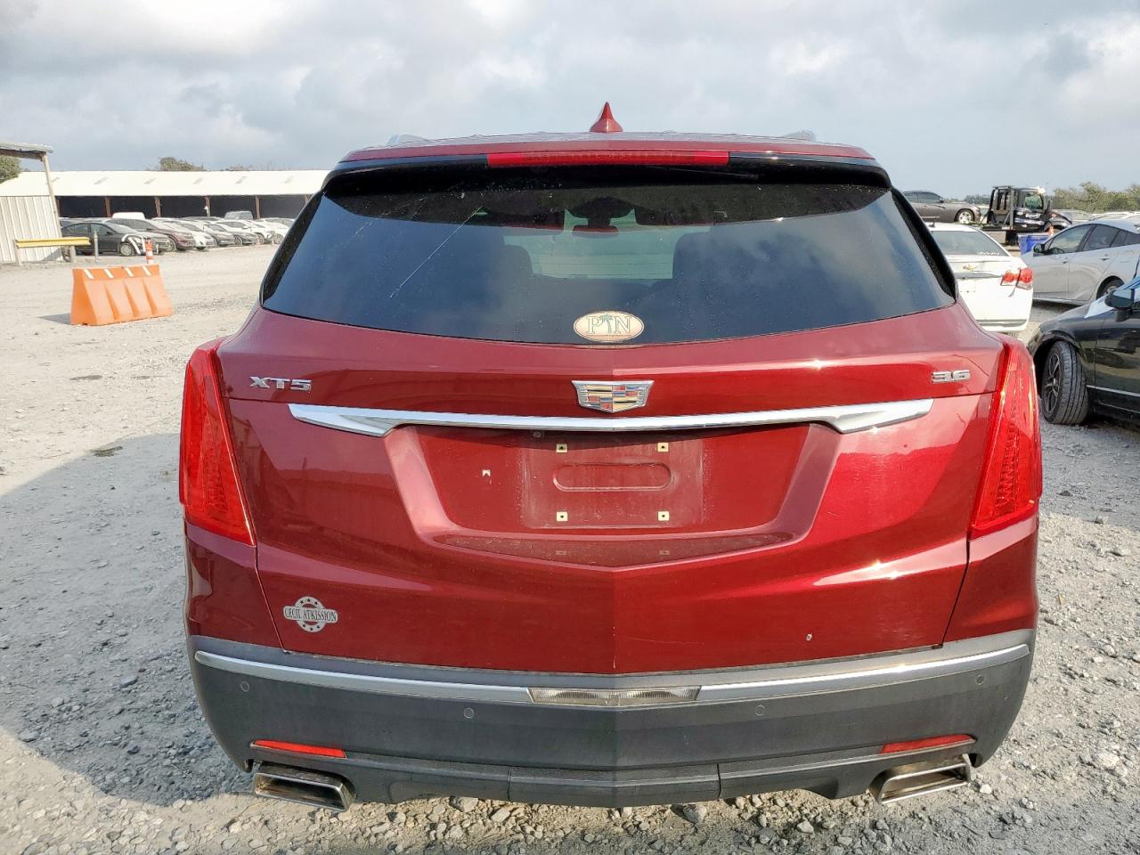 2017 Cadillac Xt5 Luxury VIN: 1GYKNBRS3HZ321560 Lot: 92824305