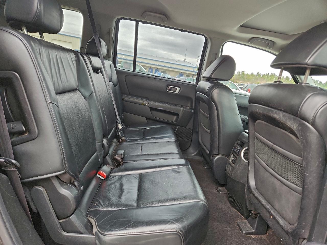 2010 Honda Pilot Touring VIN: 5FNYF4H84AB012836 Lot: 94067265