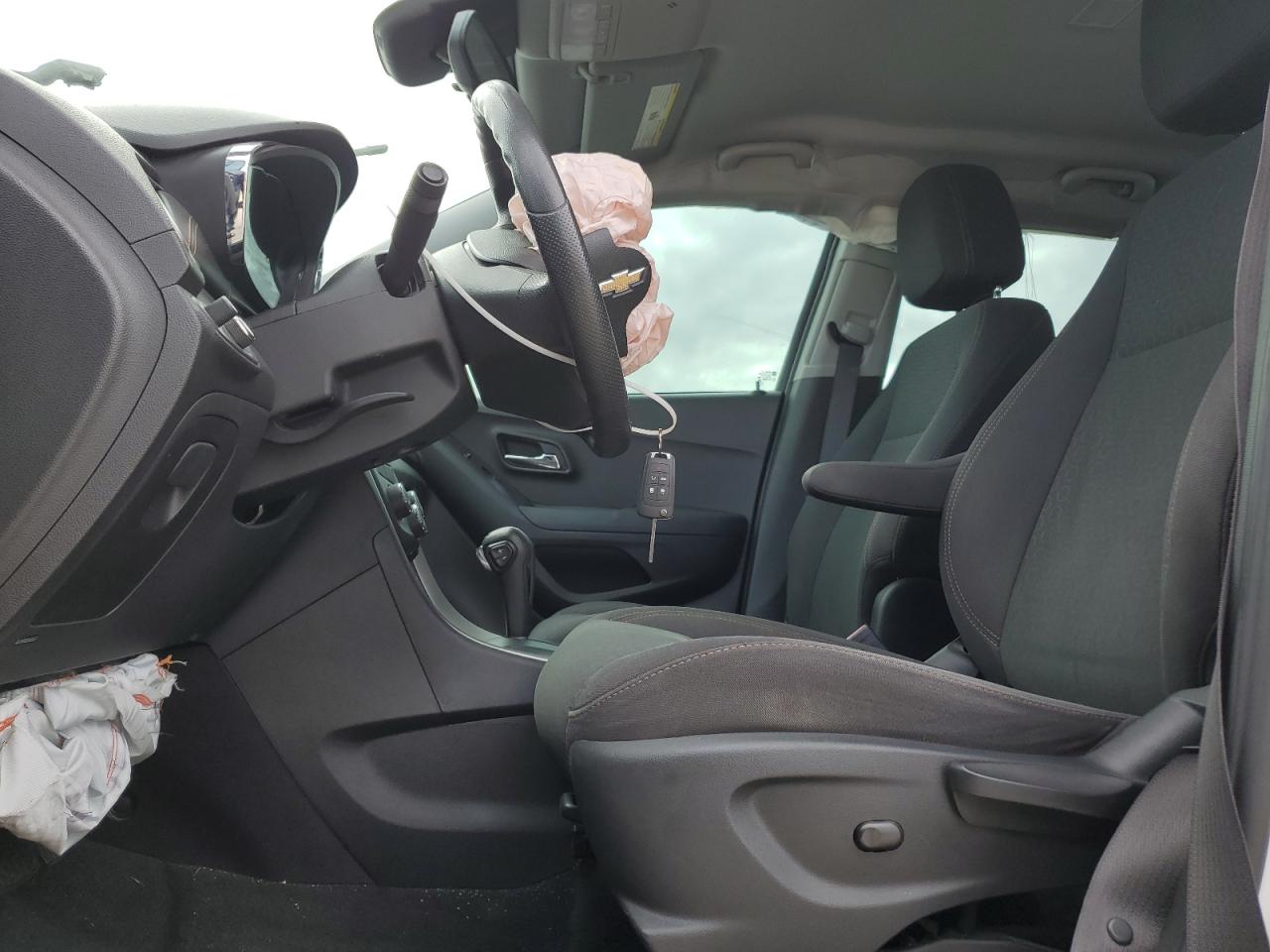 2017 Chevrolet Trax Ls VIN: 3GNCJKSB6HL229373 Lot: 92798195