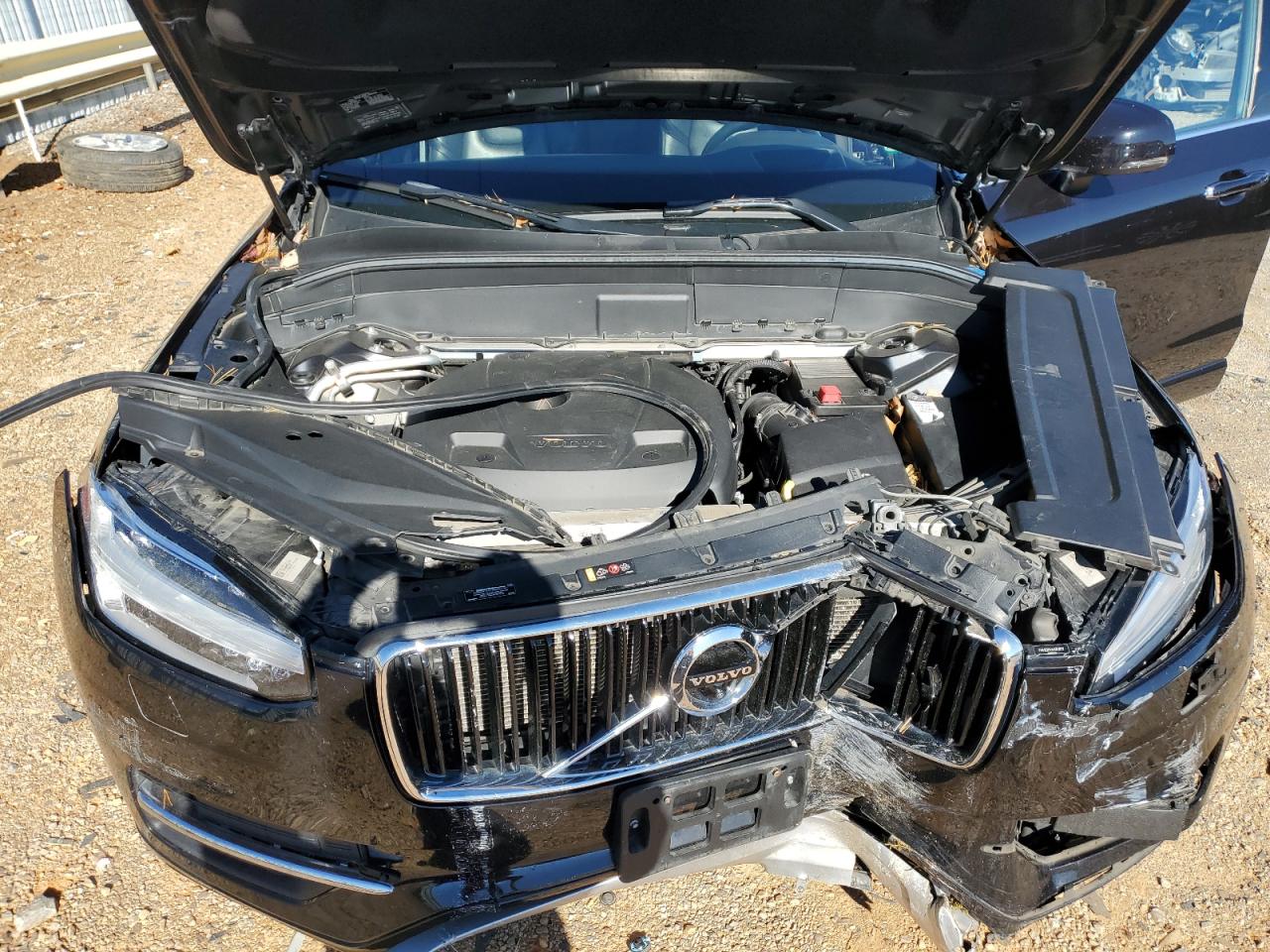 2018 Volvo Xc90 T5 VIN: YV4102PK1J1351872 Lot: 90103635