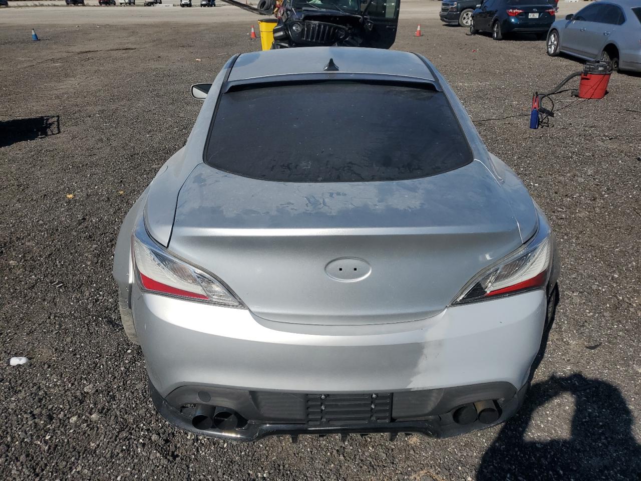 2014 Hyundai Genesis Coupe 2.0T VIN: KMHHT6KD2EU117037 Lot: 92900465