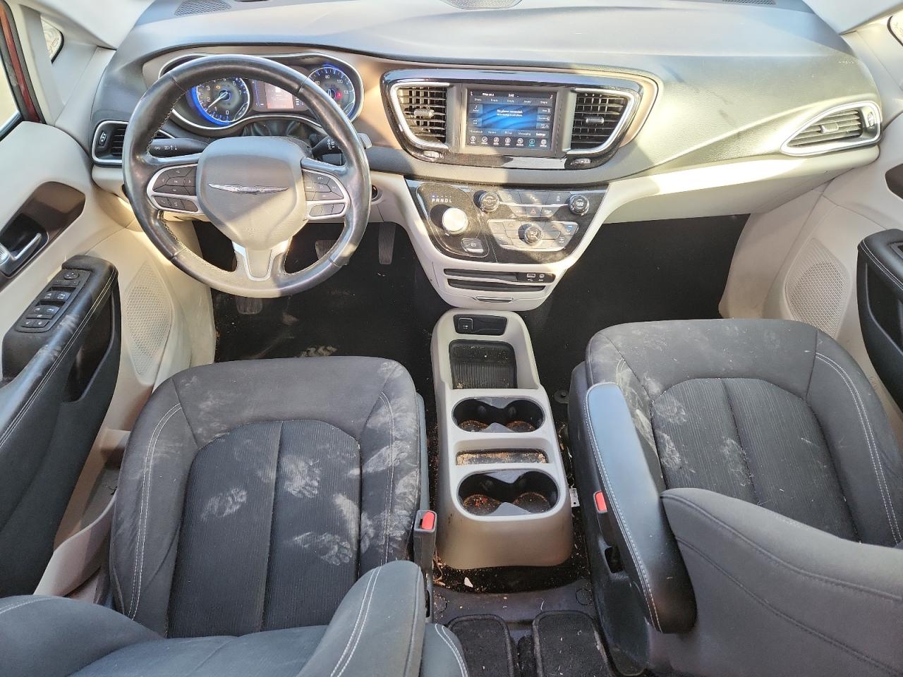 2020 Chrysler Voyager Lx VIN: 2C4RC1CG0LR111493 Lot: 92592885