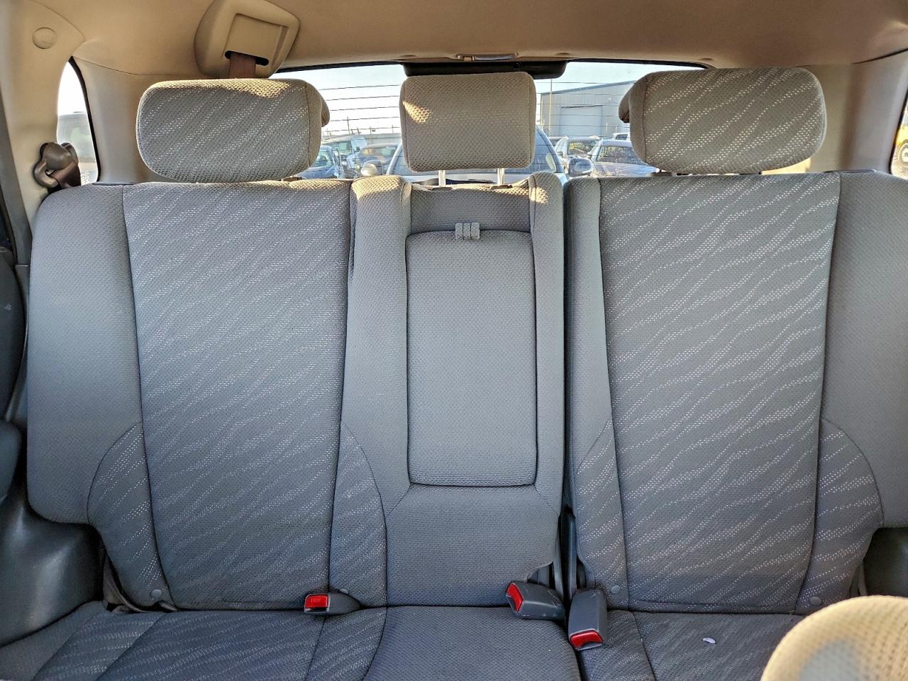 2005 Hyundai Tucson Gl VIN: KM8JM12B75U115249 Lot: 94705575