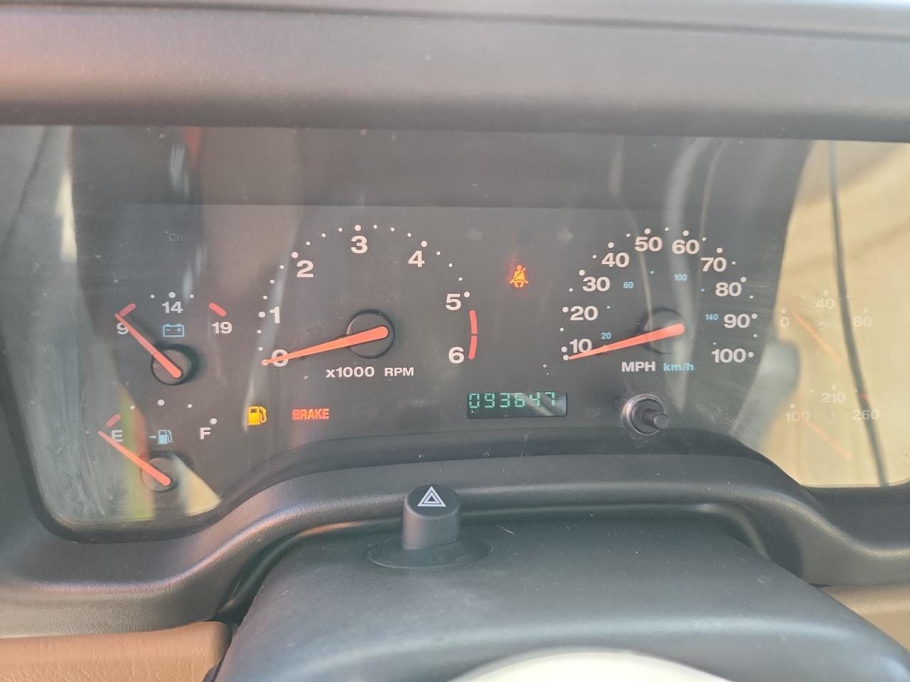 2002 Jeep Wrangler / Tj Se VIN: 1J4FA29P82P726356 Lot: 92607725