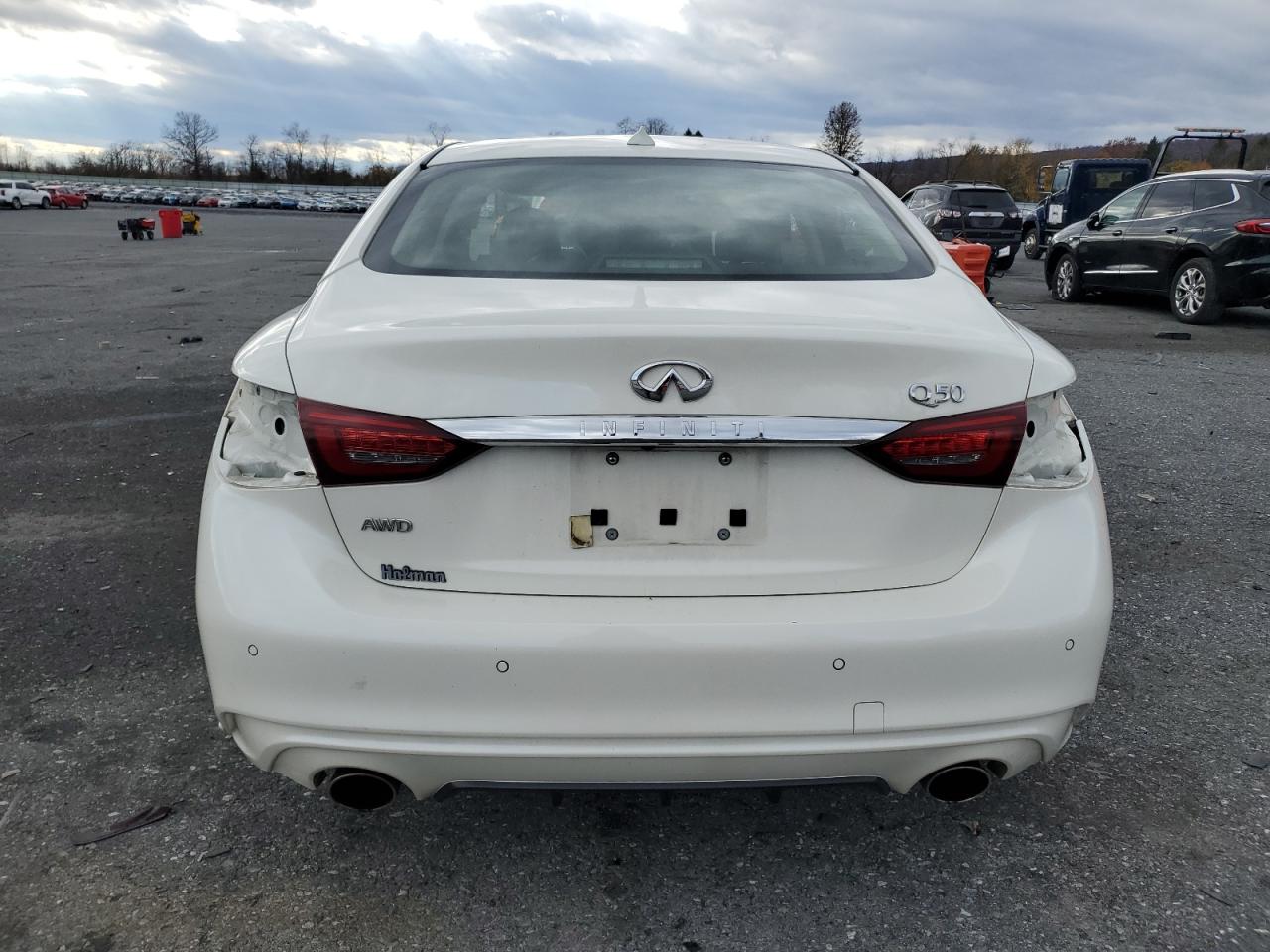 2022 Infiniti Q50 Luxe VIN: JN1EV7BR8NM340463 Lot: 92601055