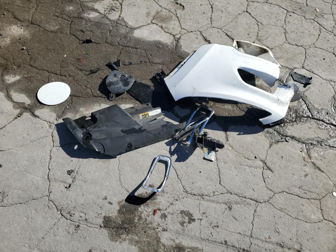 2016 Jeep Cherokee Latitude VIN: 1C4PJMCB3GW290323 Lot: 91287995