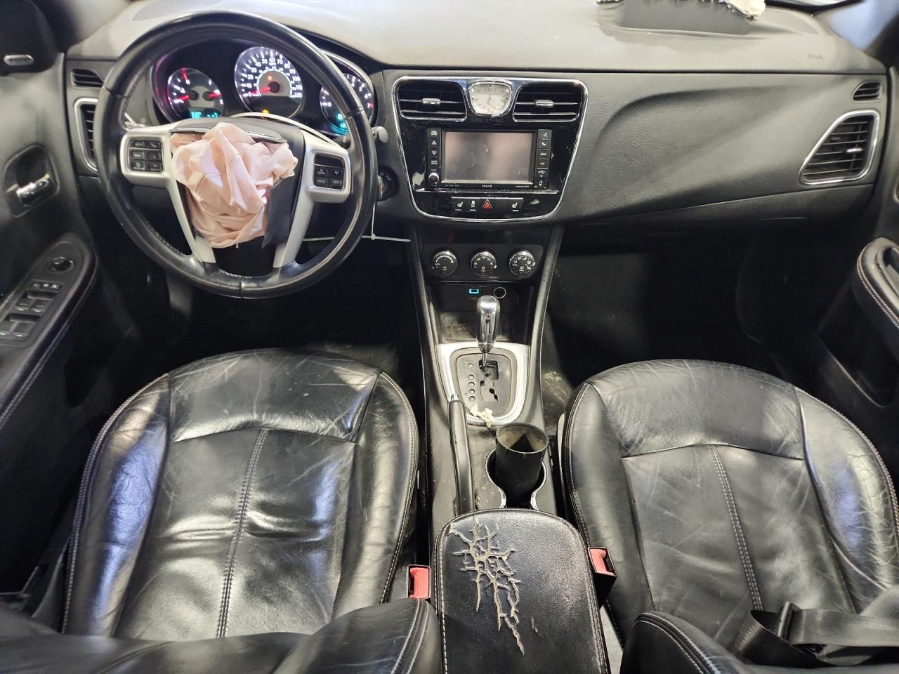 2013 Chrysler 200 Limited VIN: 1C3CCBCG3DN605572 Lot: 93722325