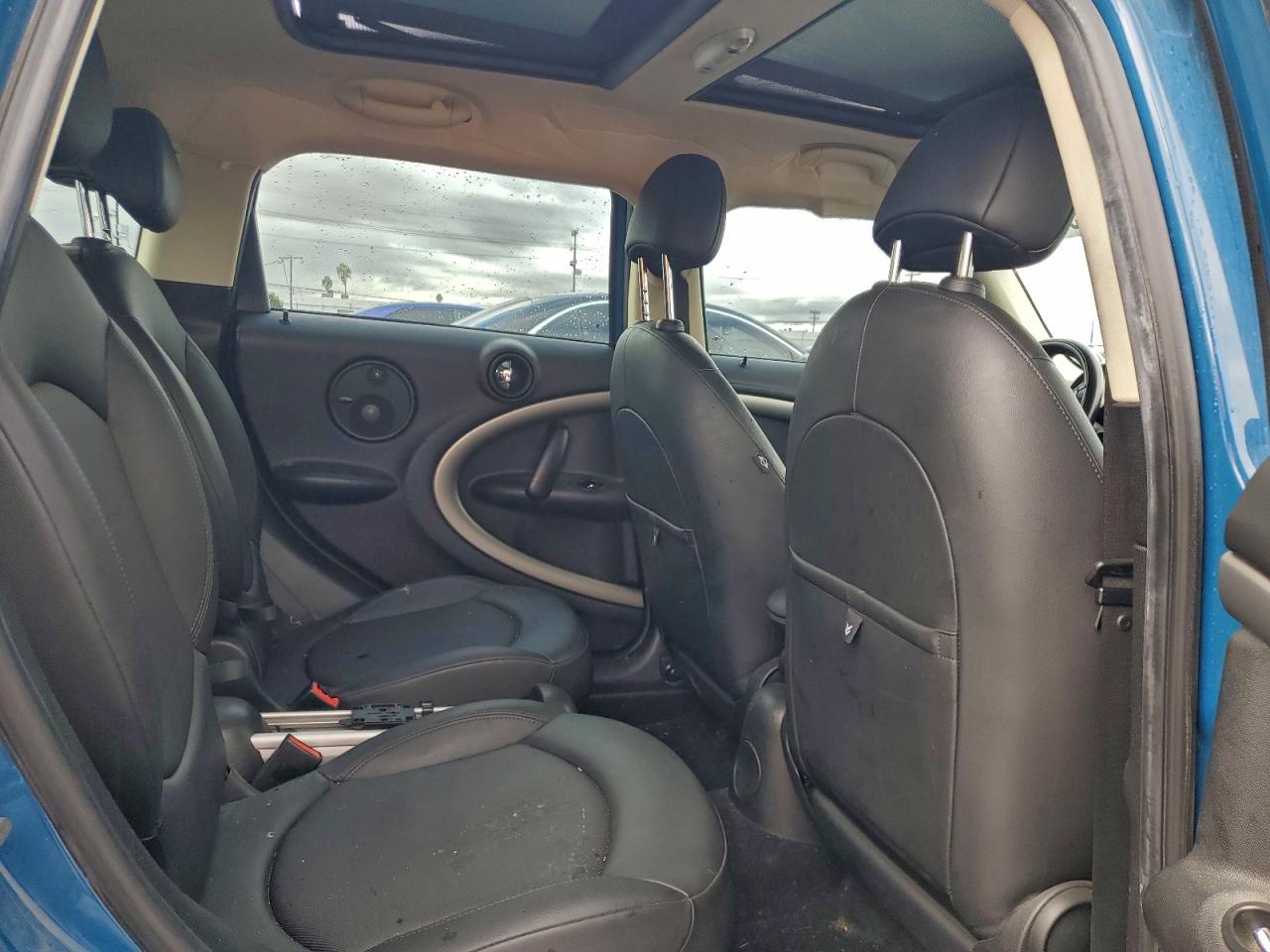 2011 Mini Cooper Countryman VIN: WMWZB3C58BWM01240 Lot: 93958395