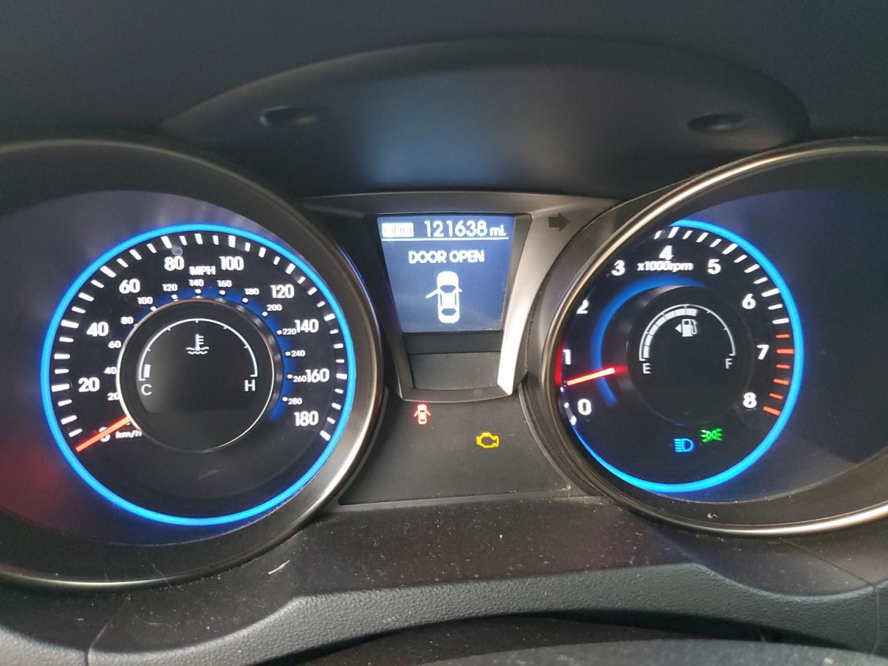 2015 Hyundai Genesis Coupe 3.8L VIN: KMHHU6KJ8FU124028 Lot: 92661075