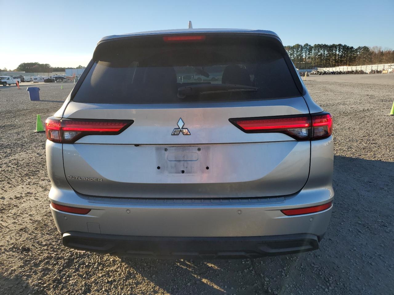 2022 Mitsubishi Outlander Es VIN: JA4J3TA84NZ018287 Lot: 93550025