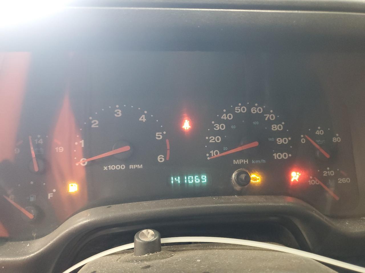 2002 Jeep Wrangler / Tj X VIN: 1J4FA39S52P751600 Lot: 90900445