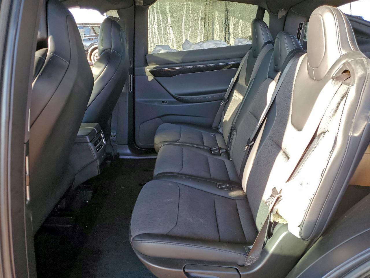 2018 Tesla Model X VIN: 5YJXCAE21JF088243 Lot: 94052325