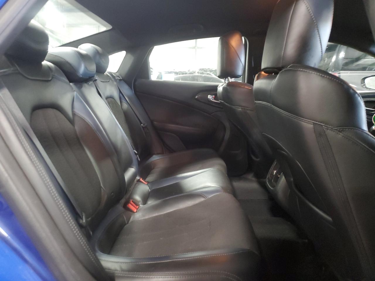 2015 Chrysler 200 S VIN: 1C3CCCDG8FN606417 Lot: 90667615