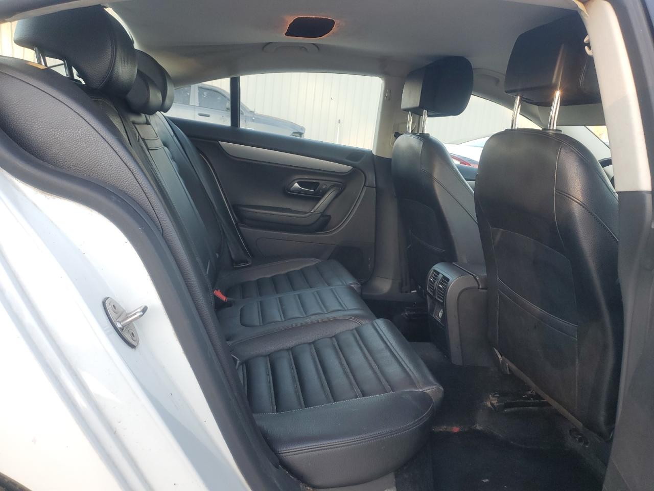 2016 Volkswagen Cc Base VIN: WVWBP7ANXGE502292 Lot: 90915055