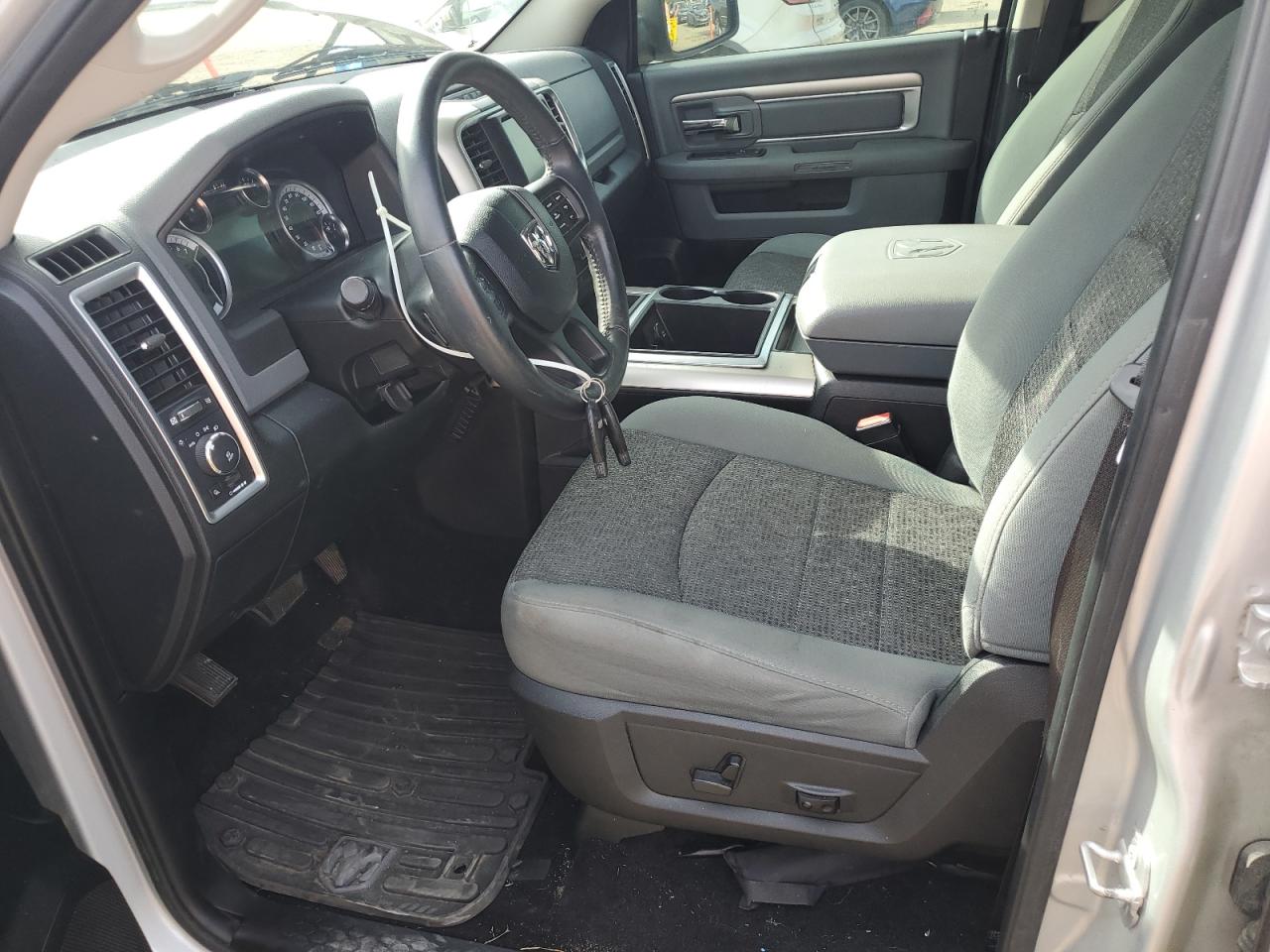 2015 Ram 1500 Slt VIN: 1C6RR6LGXFS630864 Lot: 93242295