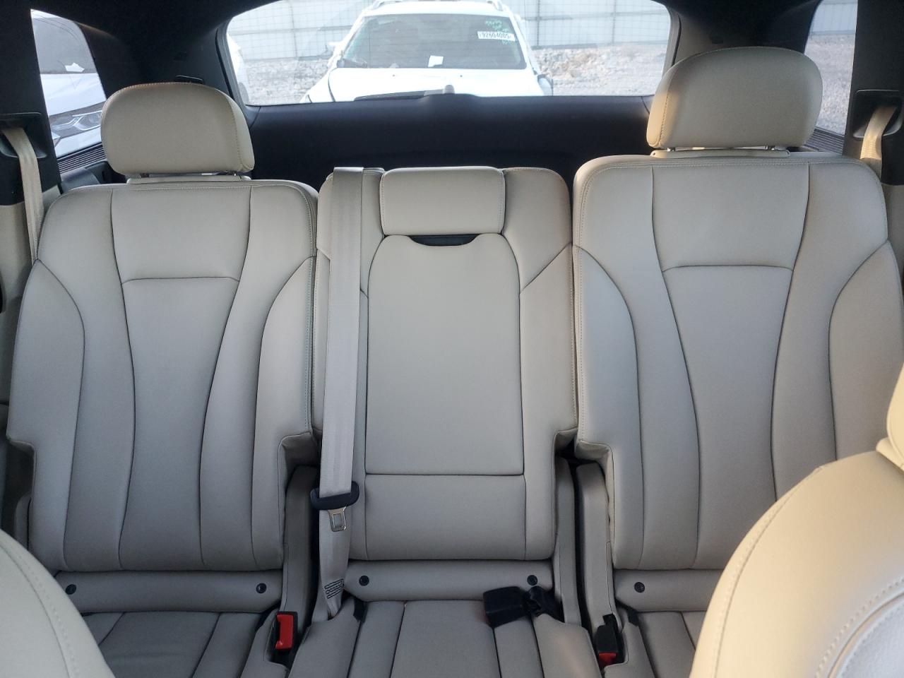 2017 Audi Q7 Premium Plus VIN: WA1LAAF71HD014668 Lot: 92687525