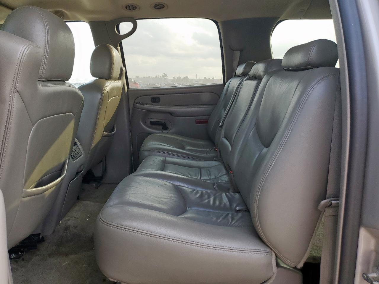 2006 GMC Yukon Xl C1500 VIN: 1GKEC16Z96J177596 Lot: 93383625