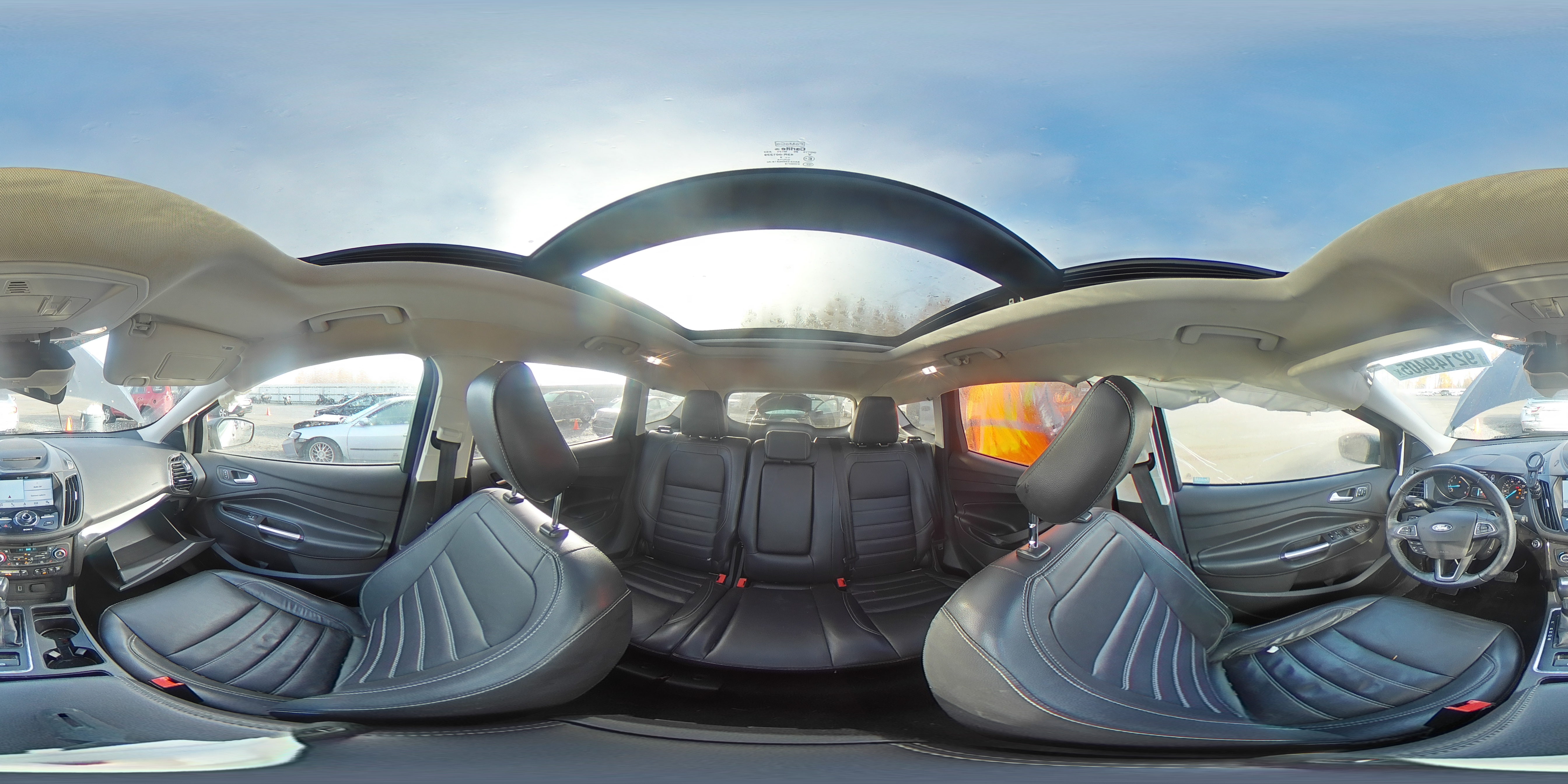 2018 Ford Escape Titanium VIN: 1FMCU9J91JUD37916 Lot: 92149405