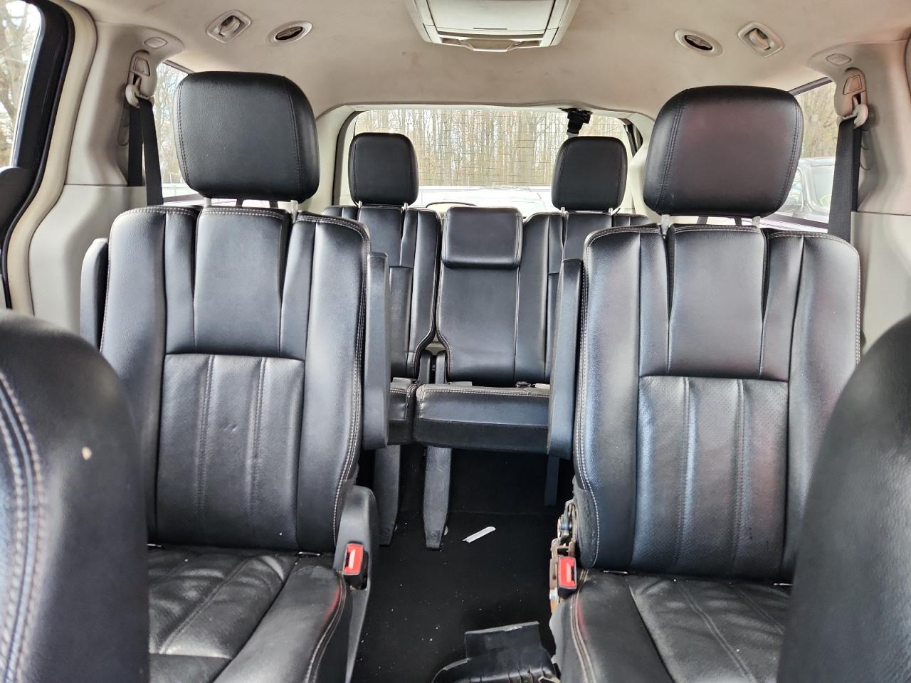 2012 Chrysler Town & Country Touring VIN: 2C4RC1BG7CR279035 Lot: 92900565