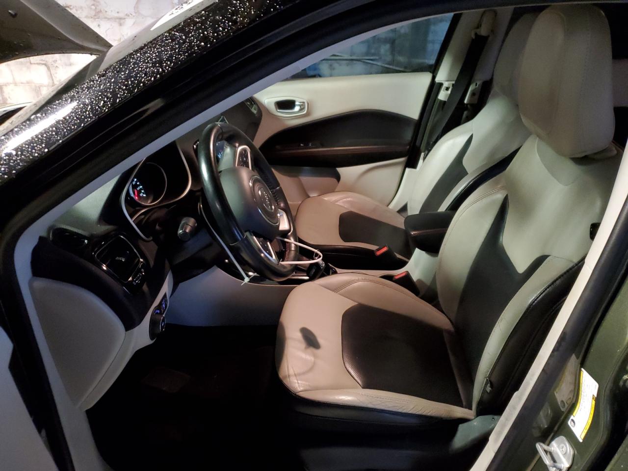 2018 Jeep Compass Limited VIN: 3C4NJDCB0JT249300 Lot: 92324215