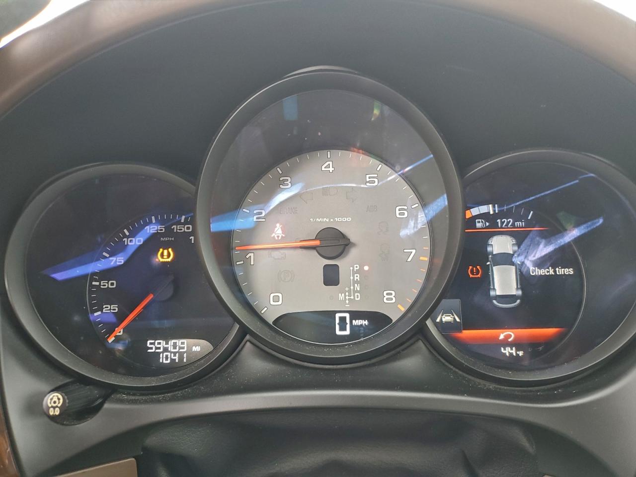 2018 Porsche Macan S VIN: WP1AB2A59JLB38168 Lot: 94076205