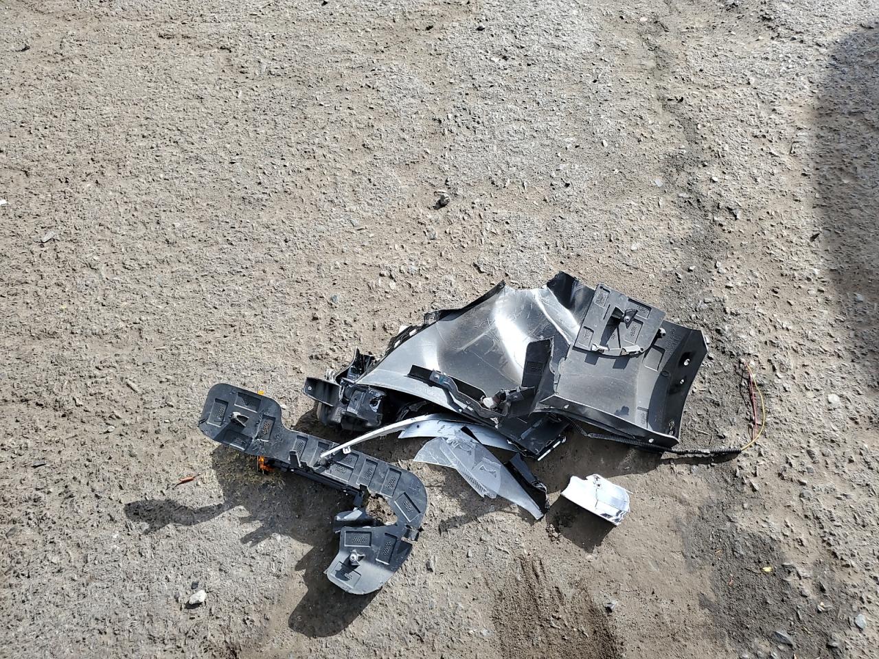 2018 Tesla Model 3 VIN: 5YJ3E1EA9JF122929 Lot: 92905925