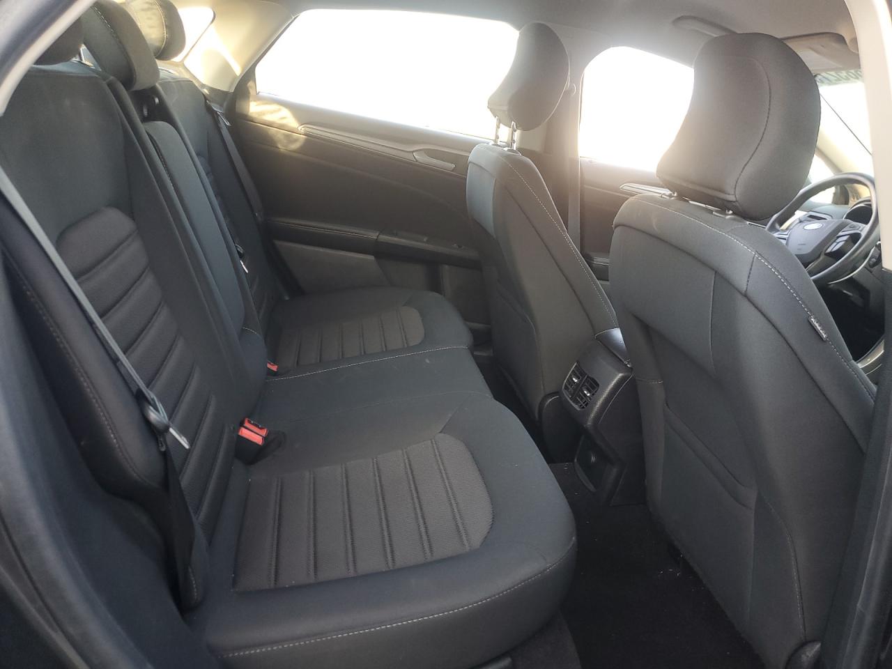 2019 Ford Fusion Se VIN: 3FA6P0HD0KR238629 Lot: 92885275