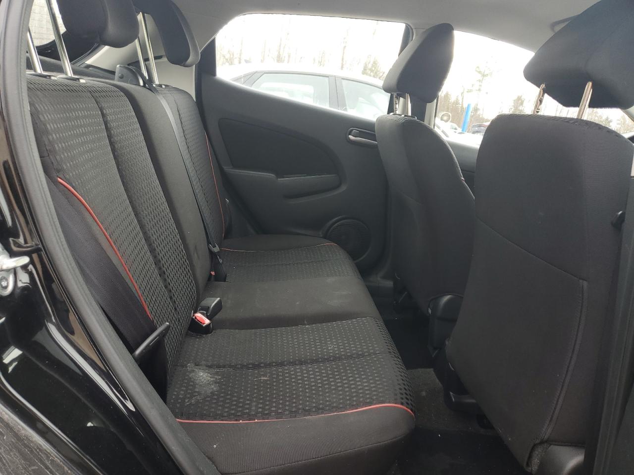 2011 Mazda Mazda2 VIN: JM1DE1HY4B0115237 Lot: 93301245