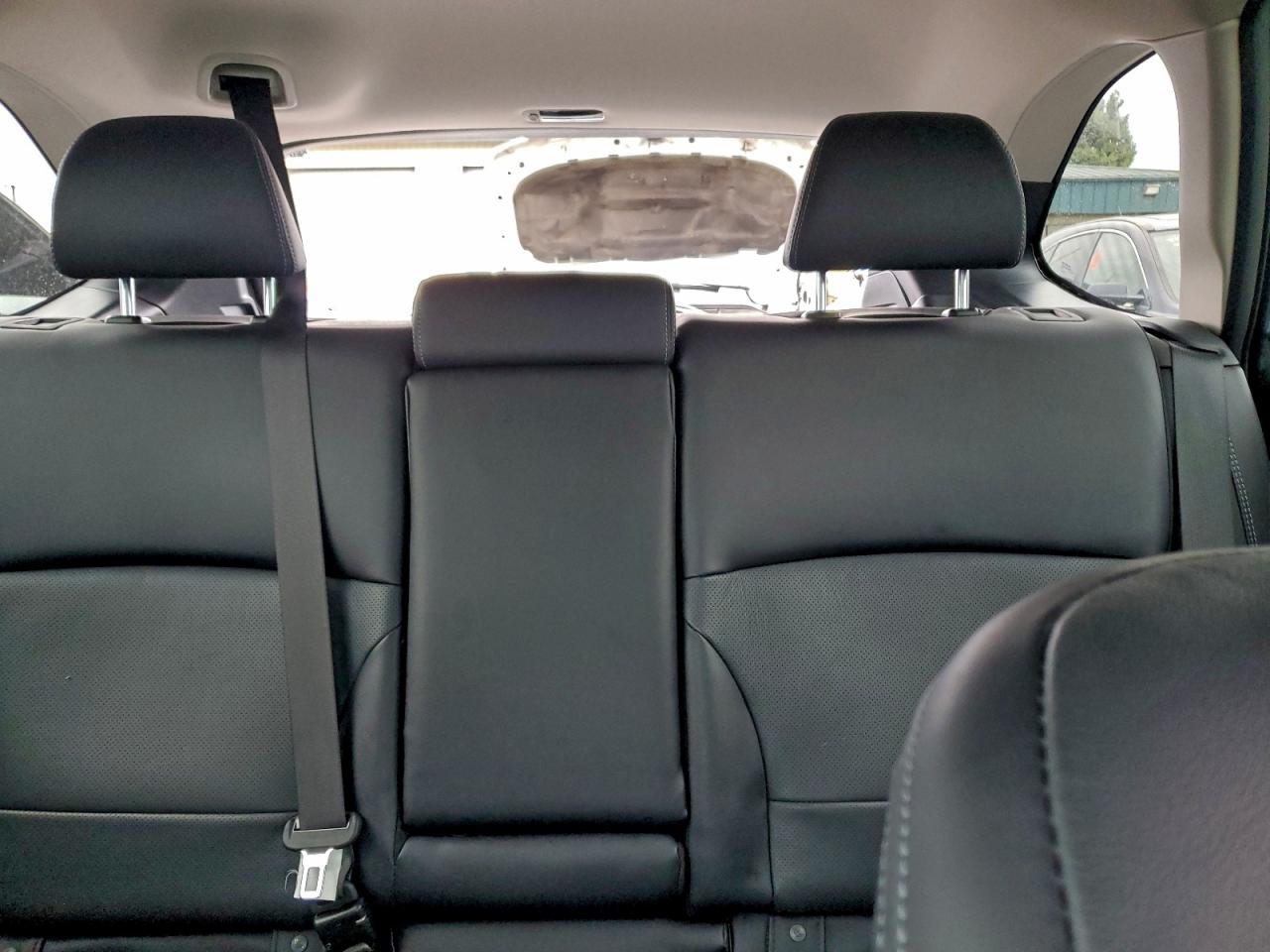 2018 Subaru Outback 3.6R Limited VIN: 4S4BSENC3J3259239 Lot: 93211385