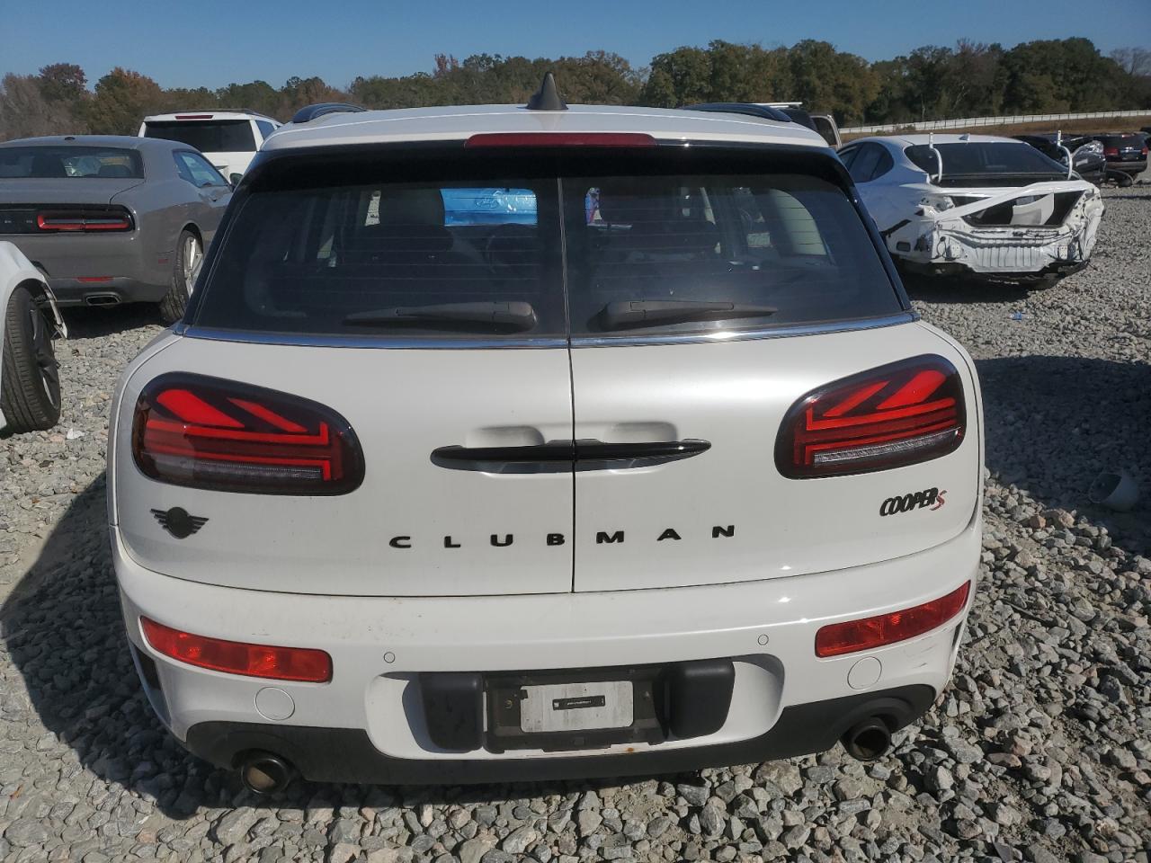 2024 Mini Cooper S Clubman VIN: WMWLV7C04R2V25211 Lot: 92464905