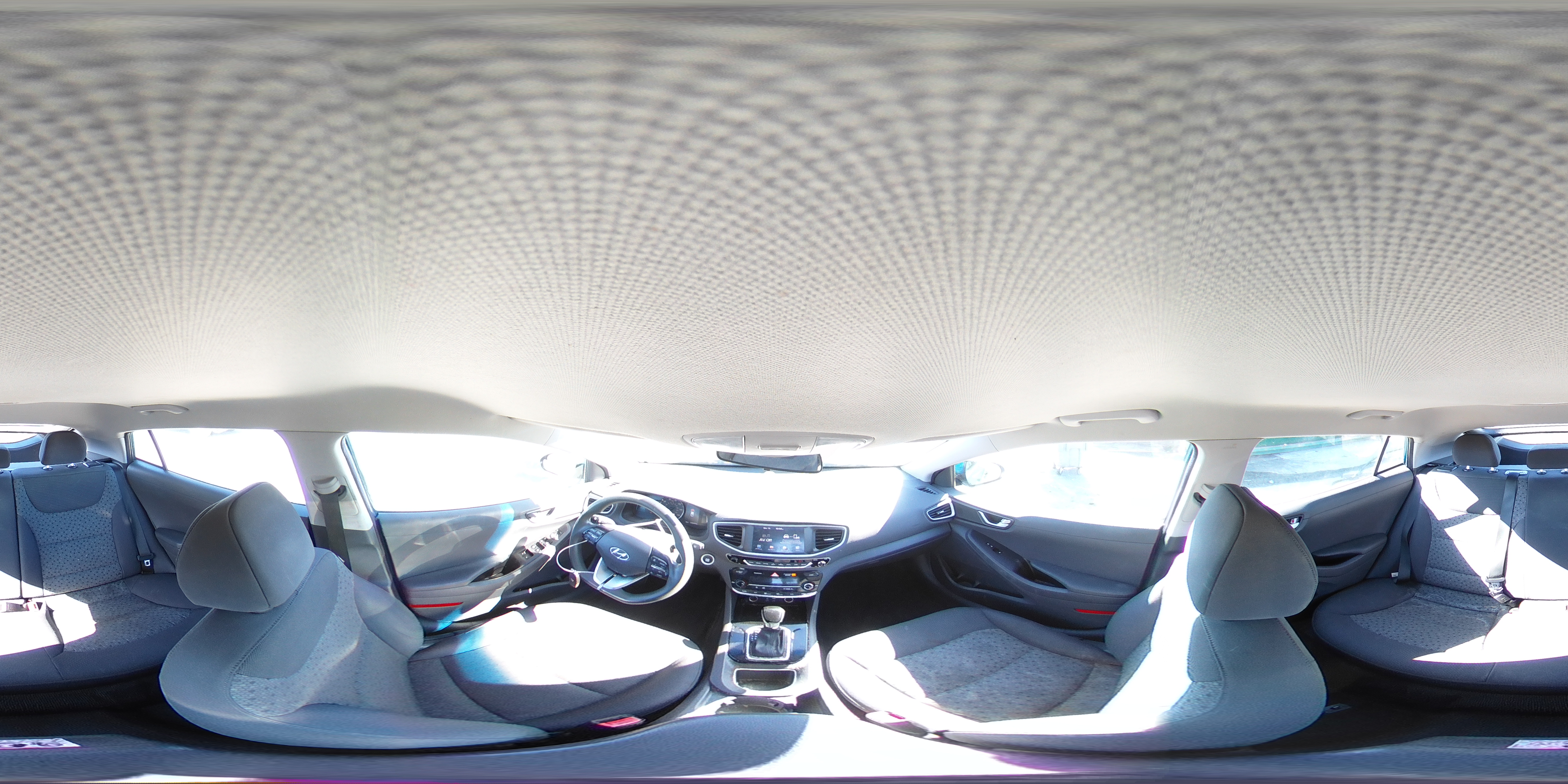 2017 Hyundai Ioniq Blue VIN: KMHC65LC5HU024020 Lot: 92610885