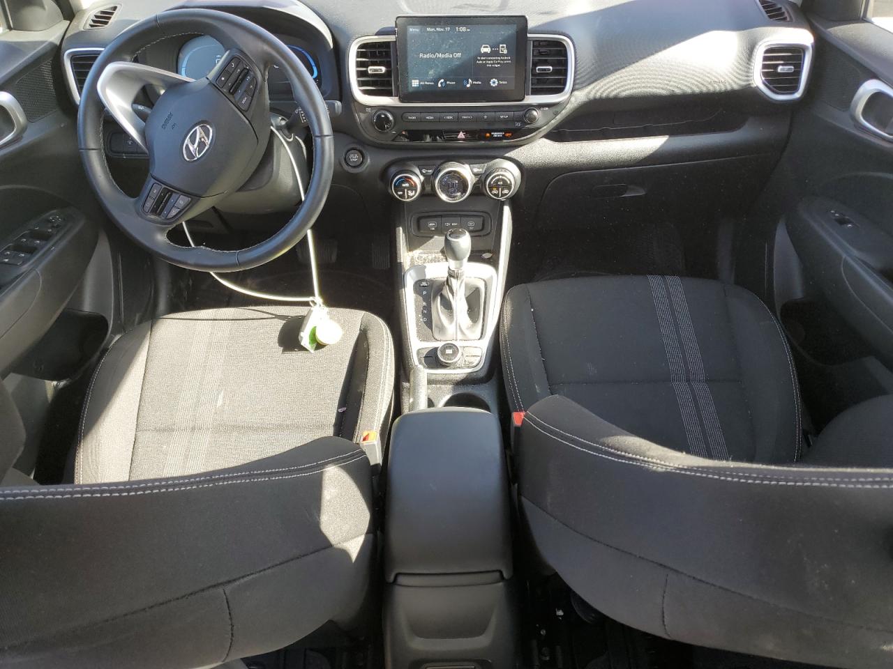 2025 Hyundai Venue Sel VIN: KMHRC8A31SU352937 Lot: 92672365