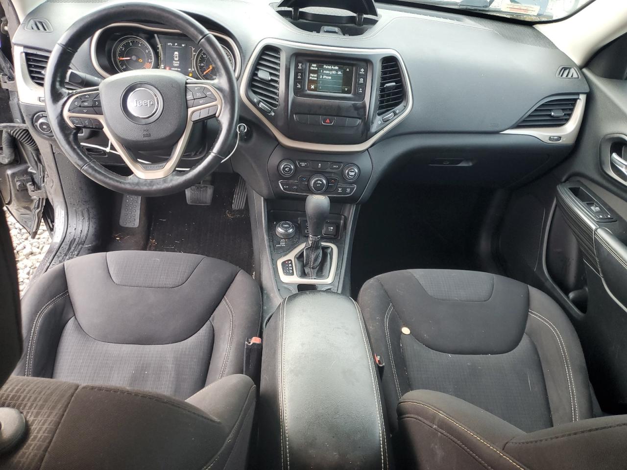 2015 Jeep Cherokee Latitude VIN: 1C4PJMCBXFW551073 Lot: 93643645