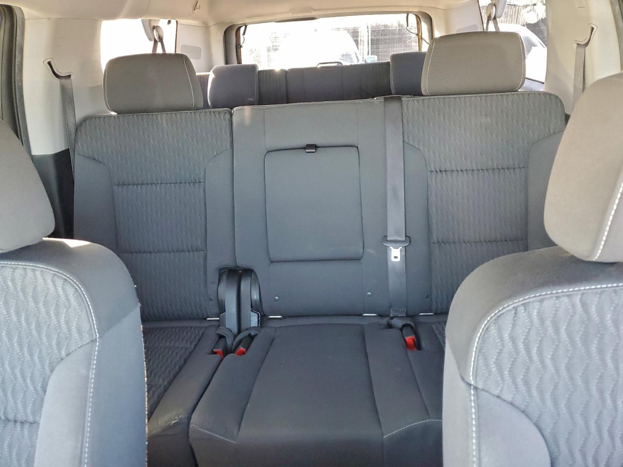 2018 GMC Yukon Xl K1500 Sle VIN: 1GKS2FEC9JR185207 Lot: 92909075