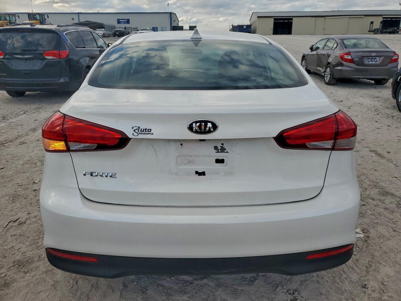 2018 Kia Forte Lx VIN: 3KPFL4A76JE178248 Lot: 94165705