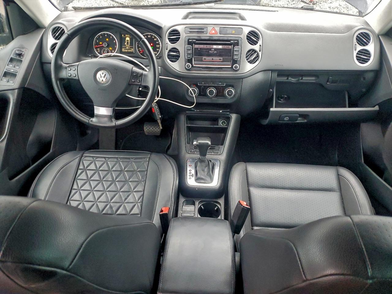 2010 Volkswagen Tiguan Se VIN: WVGBV7AX3AW535025 Lot: 92737255