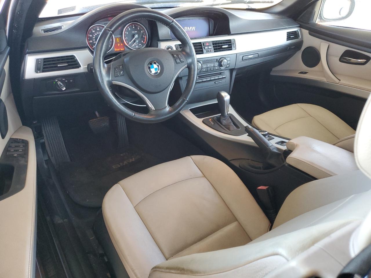 Фото: WBADX7C56BE742385