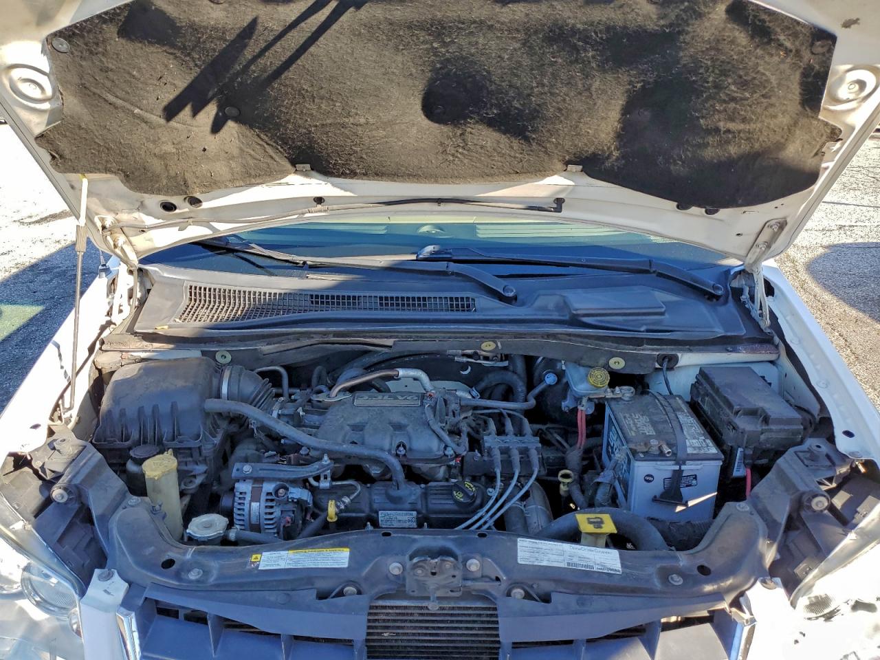 2008 Chrysler Town & Country Lx VIN: 2A8HR44H98R734677 Lot: 94533265