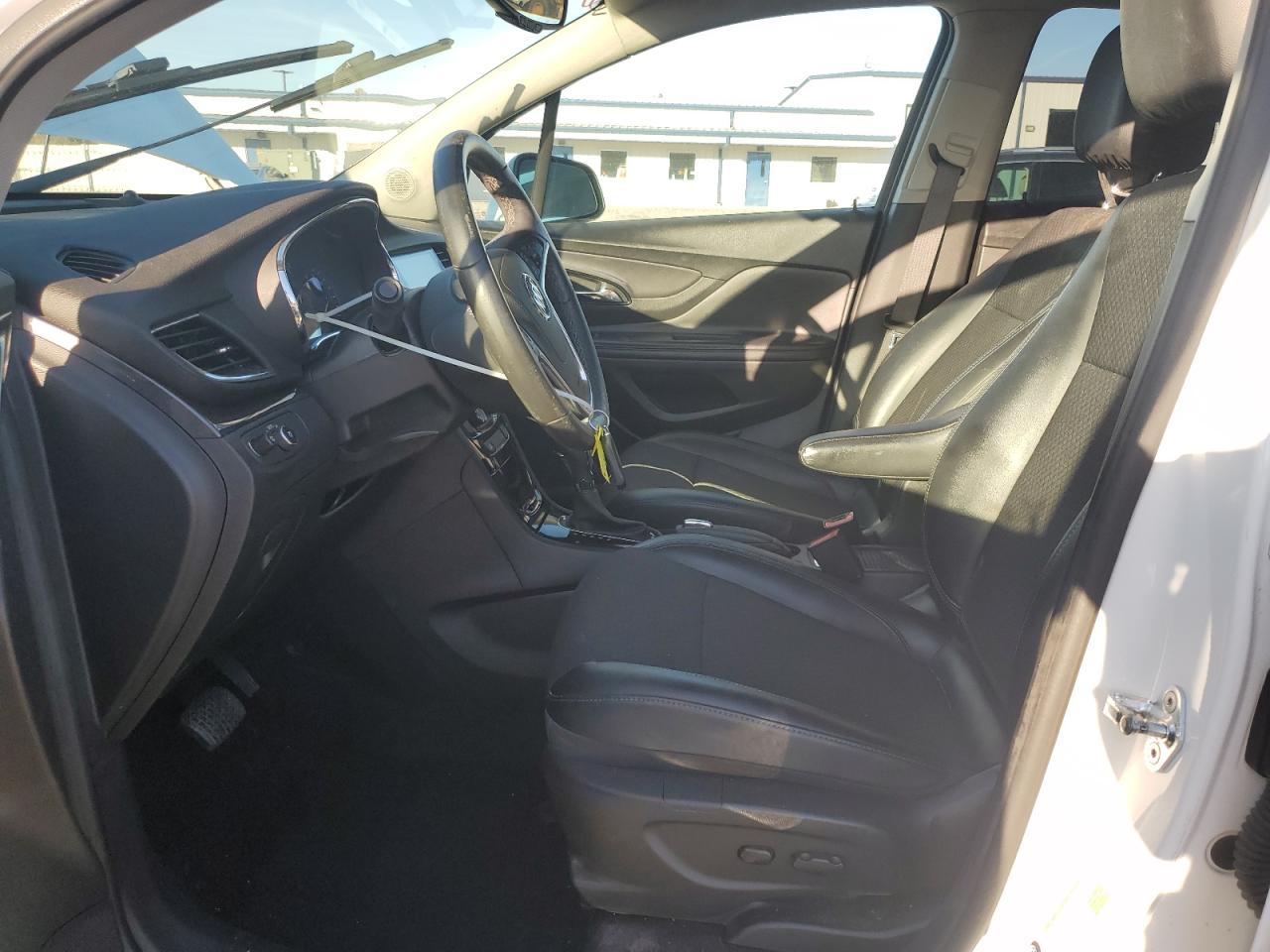 2020 Buick Encore Preferred VIN: KL4CJASB9LB086832 Lot: 92870635