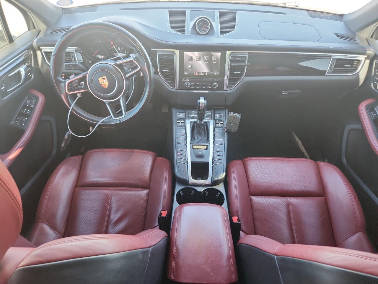 2018 Porsche Macan Gts VIN: WP1AG2A53JLB62998 Lot: 92893975