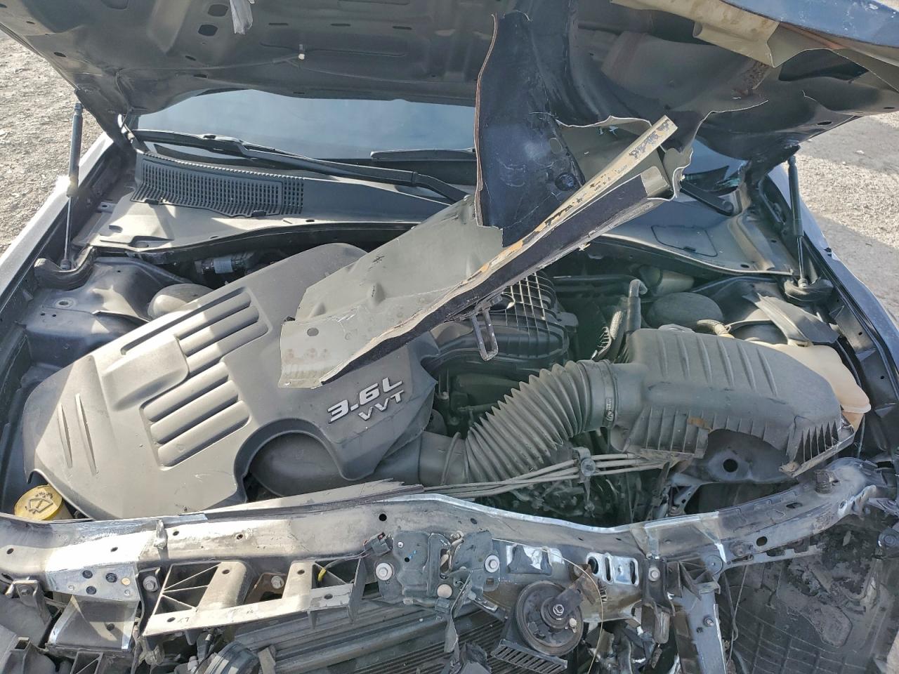 2019 Chrysler 300 S VIN: 2C3CCABG8KH573302 Lot: 94805985